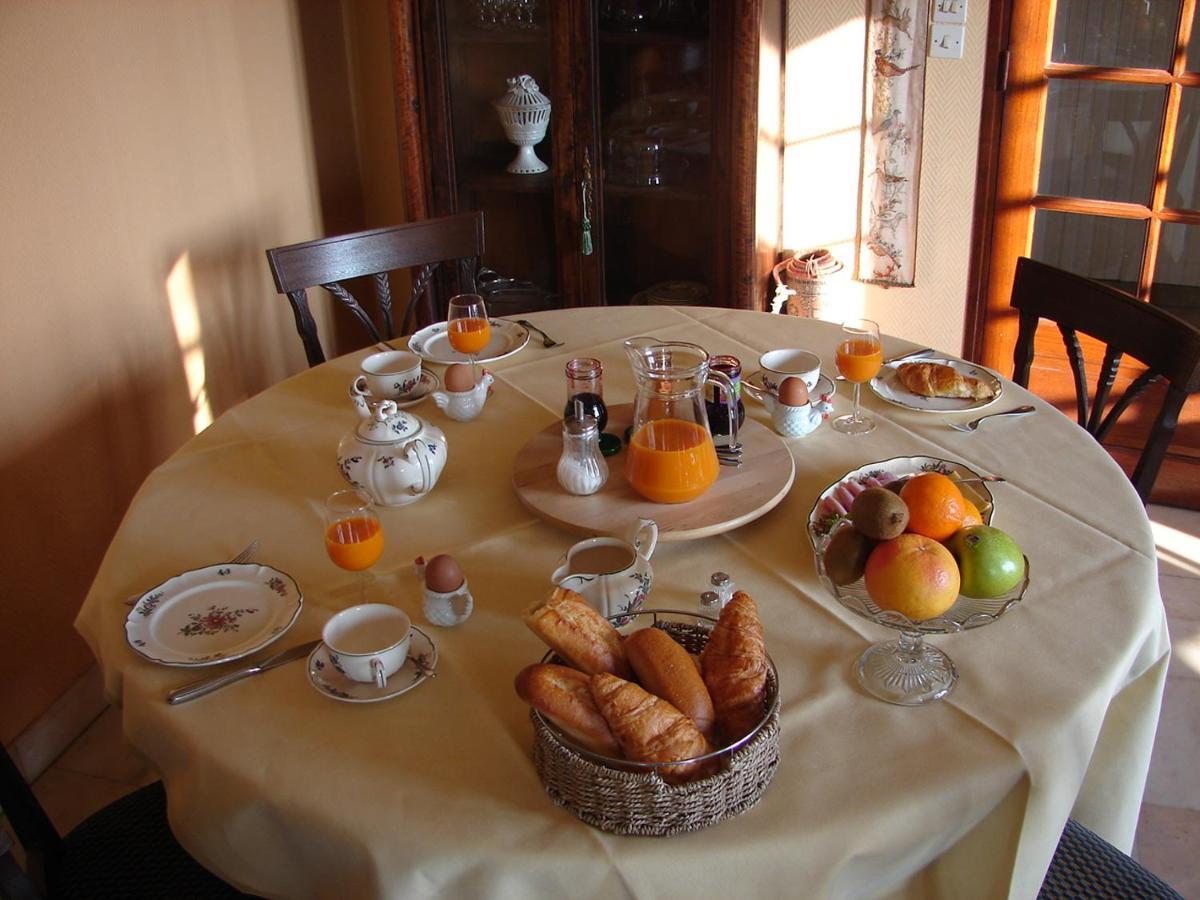 Maison d'hôtes Orangère Et Table D'hôtes *