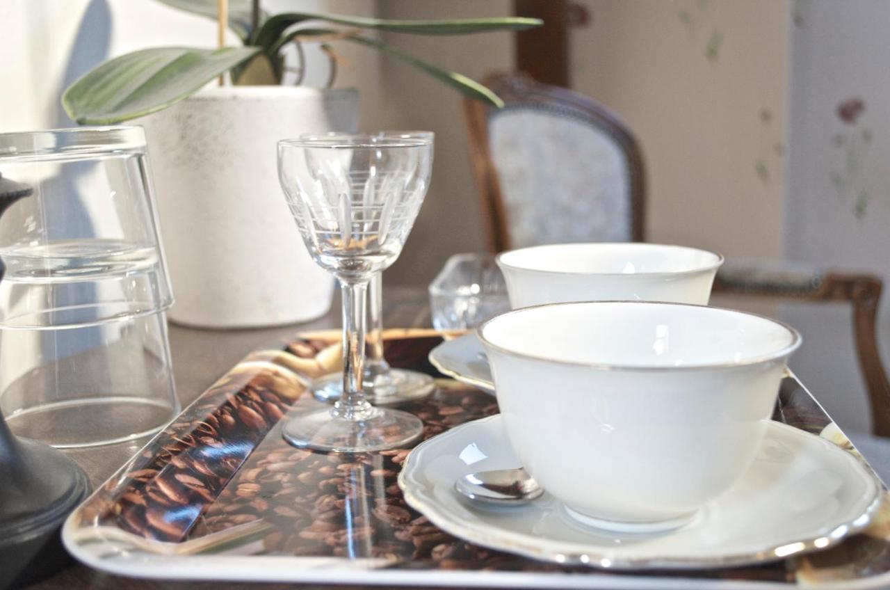 Maison d'hôtes Orangère Et Table D'hôtes *